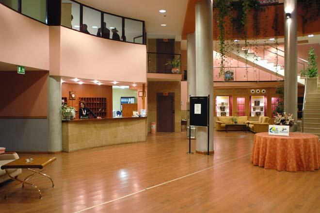 Hotel La Imora Jaén Beltér fotó